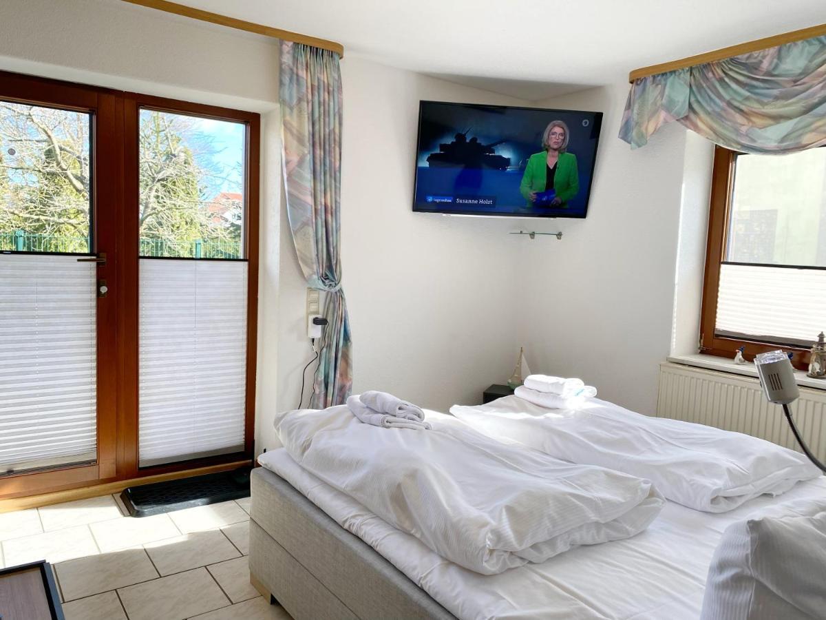 Ferienwohnungen Stadtmitte - Fewo 3 Sassnitz Exterior photo